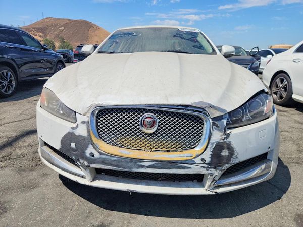 2015 JAGUAR XF