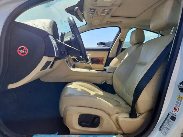 2015 JAGUAR XF