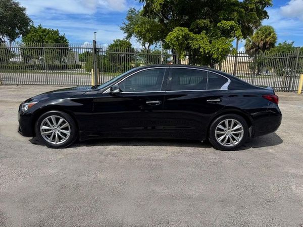 2021 INFINITI Q50 PURE