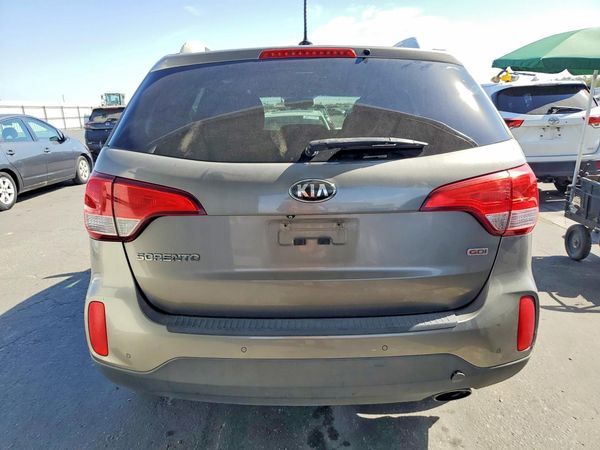 2015 KIA SORENTO GL — DIRR
