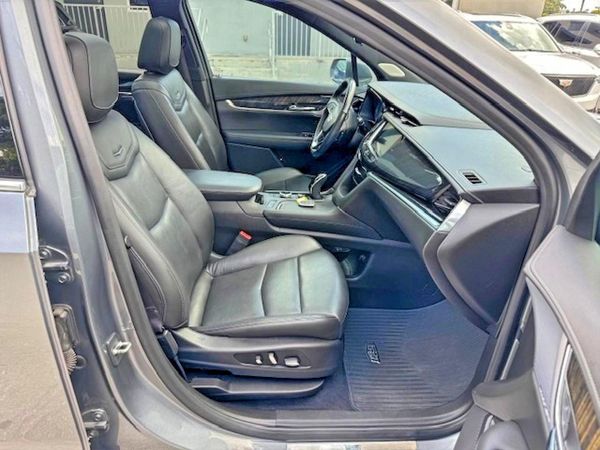 2020 CADILLAC XT6 Premium Luxury