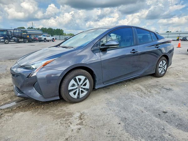 2018 TOYOTA PRIUS