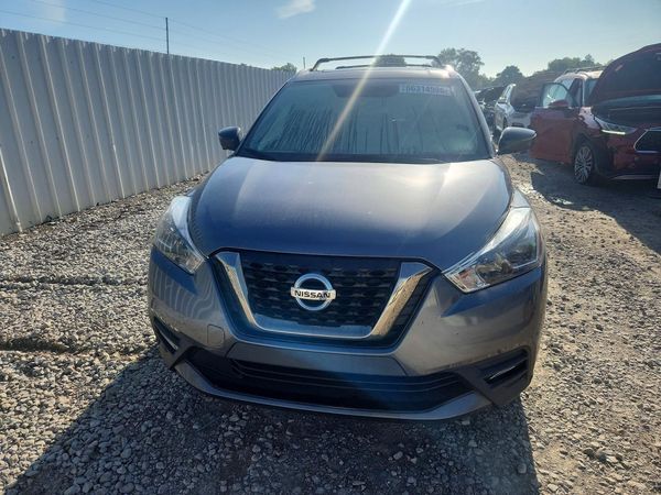2019 NISSAN KICKS