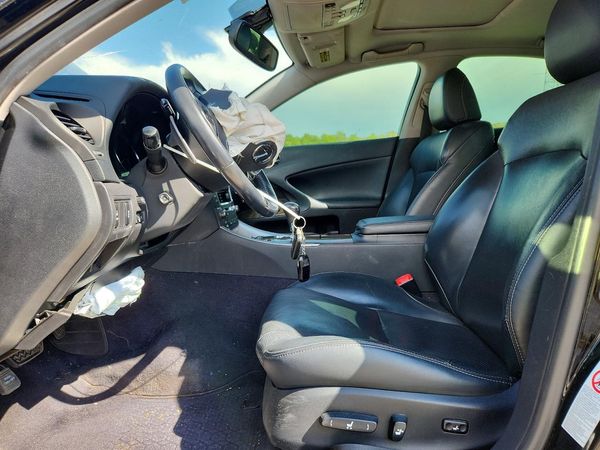 2012 LEXUS IS