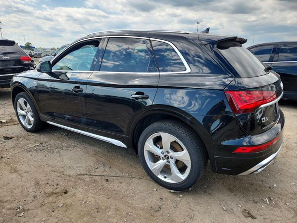2023 AUDI Q5 S Line quattro Prestige