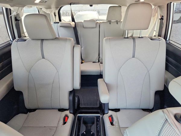 2026 TOYOTA GRAND HIGHLANDER