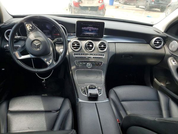 2015 MERCEDES-BENZ C