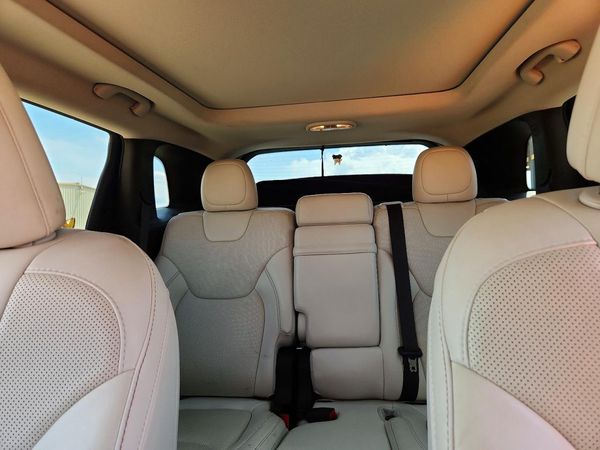 2016 JEEP CHEROKEE Overland