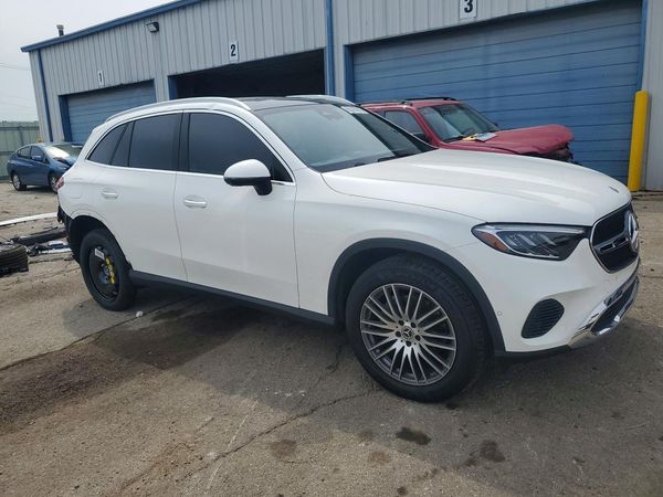 2026 MERCEDES-BENZ GLC