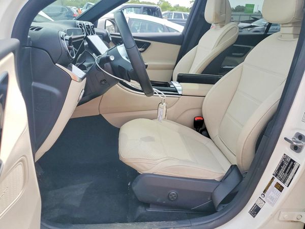 2026 MERCEDES-BENZ GLC