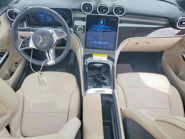 2026 MERCEDES-BENZ GLC