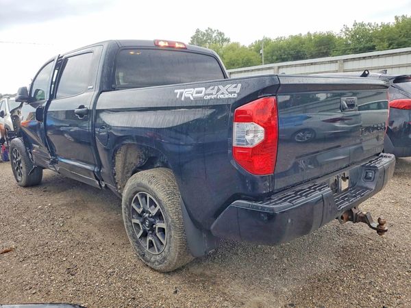 2016 TOYOTA TUNDRA