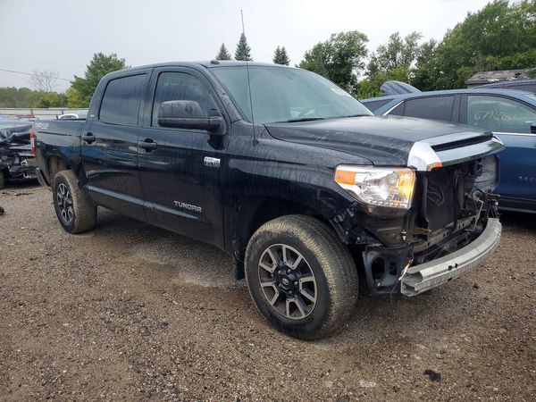 2016 TOYOTA TUNDRA