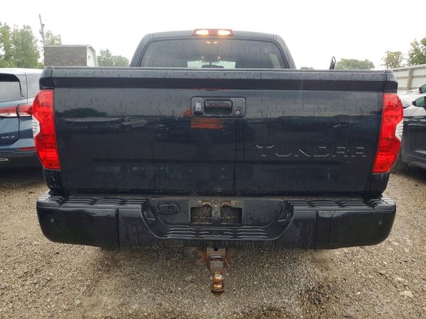 2016 TOYOTA TUNDRA