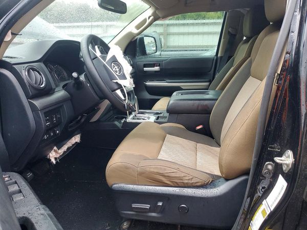 2016 TOYOTA TUNDRA