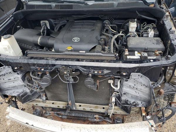 2016 TOYOTA TUNDRA