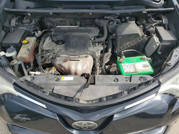 2018 TOYOTA RAV4 LE