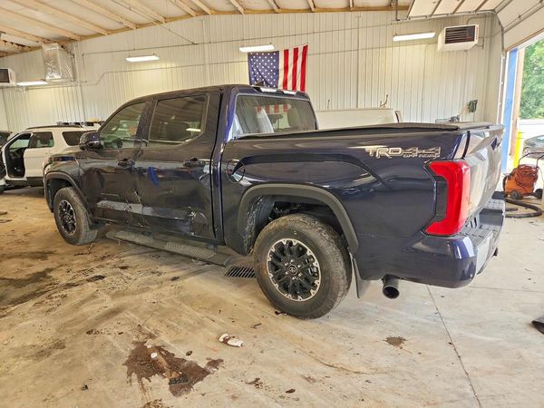 2025 TOYOTA TUNDRA