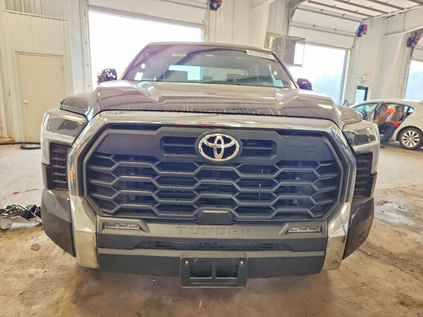 2025 TOYOTA TUNDRA
