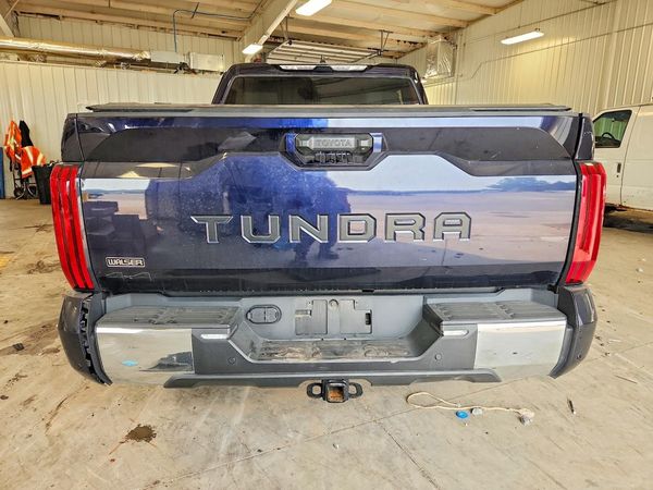 2025 TOYOTA TUNDRA
