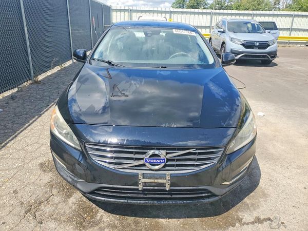 2016 VOLVO S60 SV32 Base
