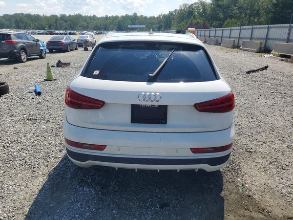 2017 AUDI Q3 quattro Prestige