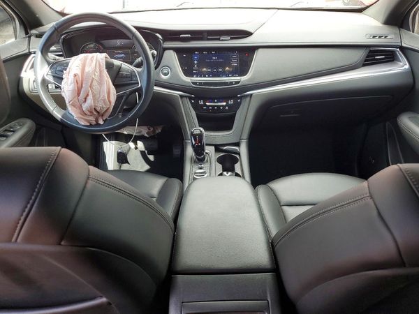 2022 CADILLAC XT5 Luxury