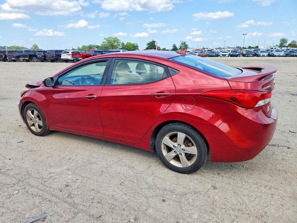 2013 HYUNDAI ELANTRA