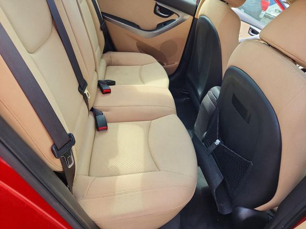 2013 HYUNDAI ELANTRA