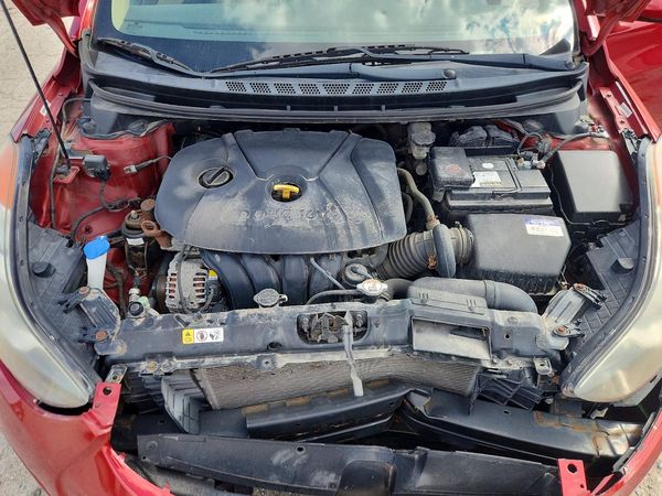 2013 HYUNDAI ELANTRA