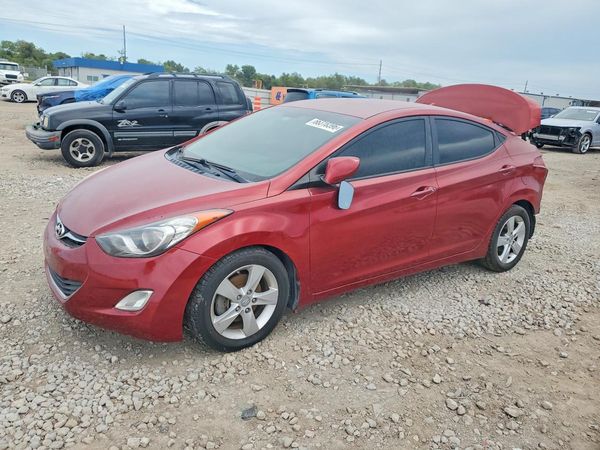 2013 HYUNDAI ELANTRA