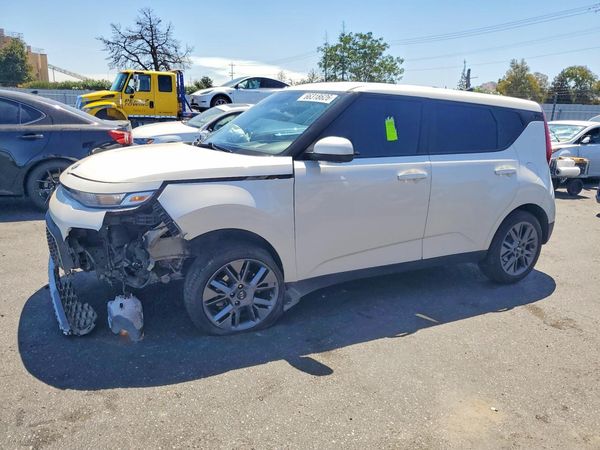 2021 KIA SOUL — DSFA — Front 3/4