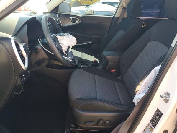 2021 KIA SOUL LX, S, X-Line — DENT