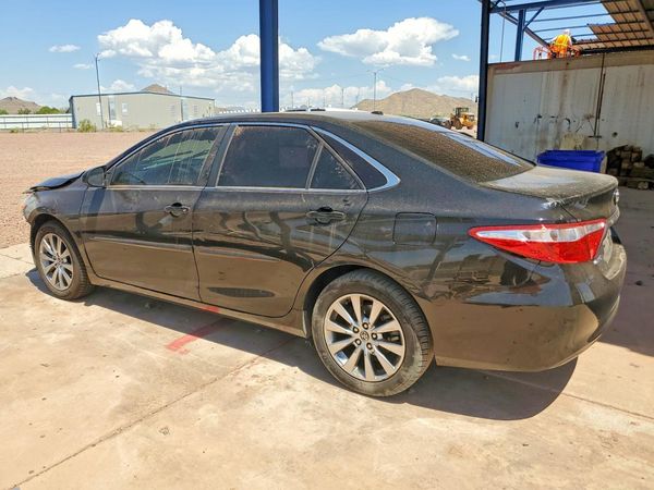 2015 TOYOTA CAMRY
