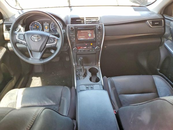 2015 TOYOTA CAMRY