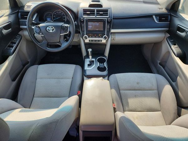 2014 TOYOTA CAMRY