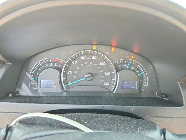 2014 TOYOTA CAMRY