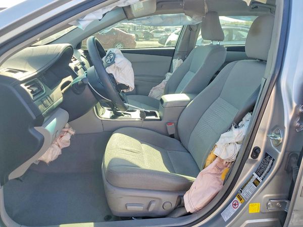 2015 TOYOTA CAMRY