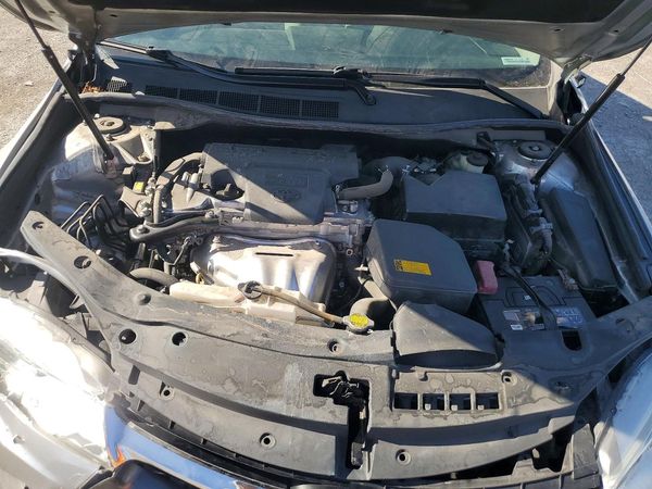 2015 TOYOTA CAMRY