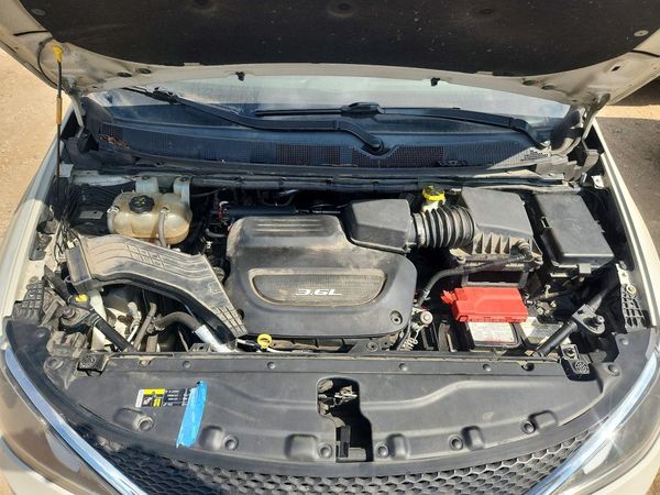 2017 CHRYSLER PACIFICA Touring L