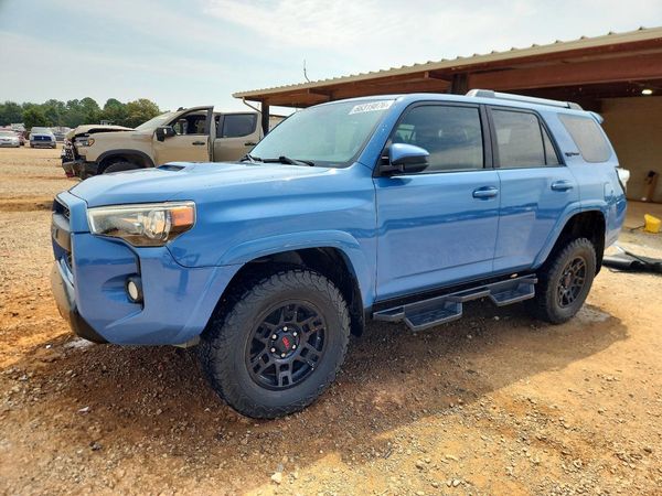 2018 TOYOTA 4RUNNER