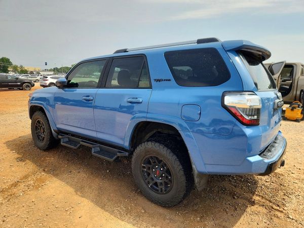 2018 TOYOTA 4RUNNER