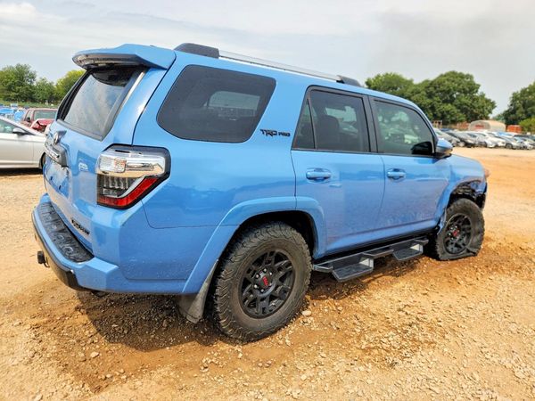 2018 TOYOTA 4RUNNER