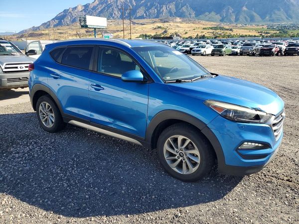 2017 HYUNDAI TUCSON