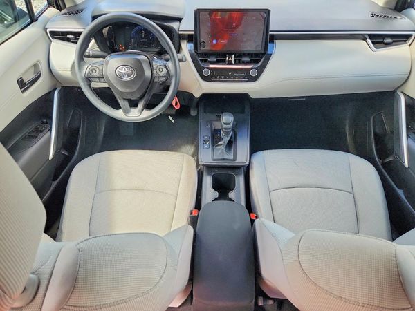 2026 TOYOTA COROLLA CROSS