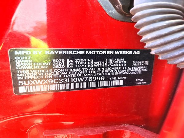 2017 BMW X3 xDrive28i — VINS