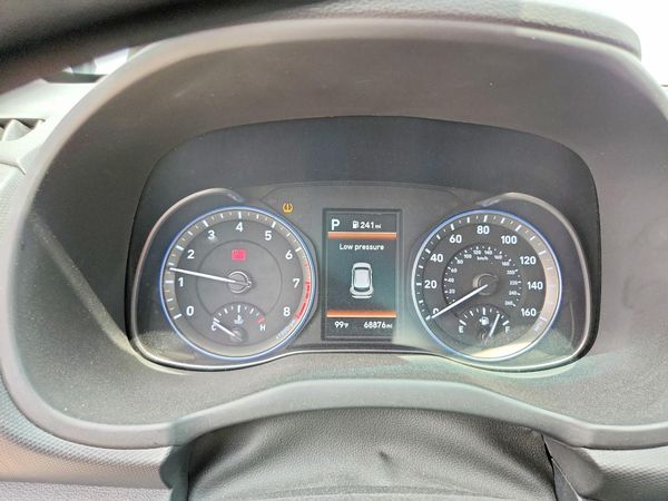 2021 HYUNDAI KONA