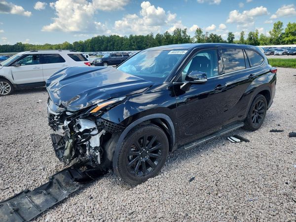 2022 TOYOTA HIGHLANDER L