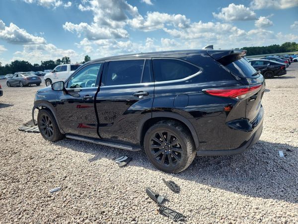 2022 TOYOTA HIGHLANDER L
