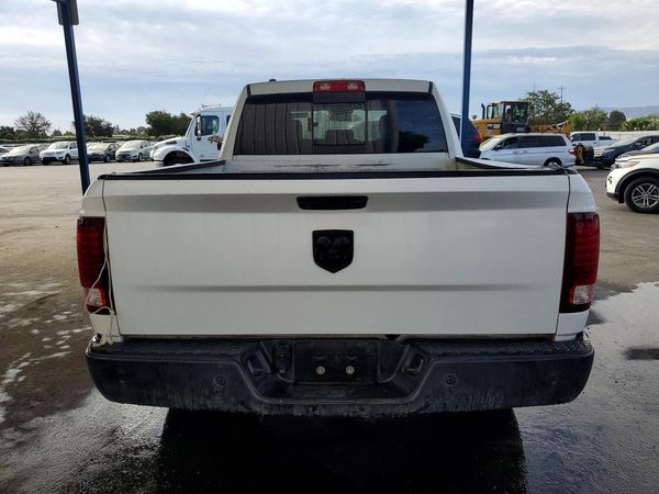 2020 RAM 1500 CLASSIC SLT — DIRR